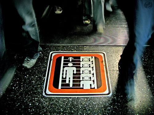 metro-signs.jpg